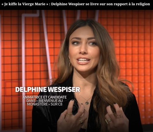 delphine vierge.jpg